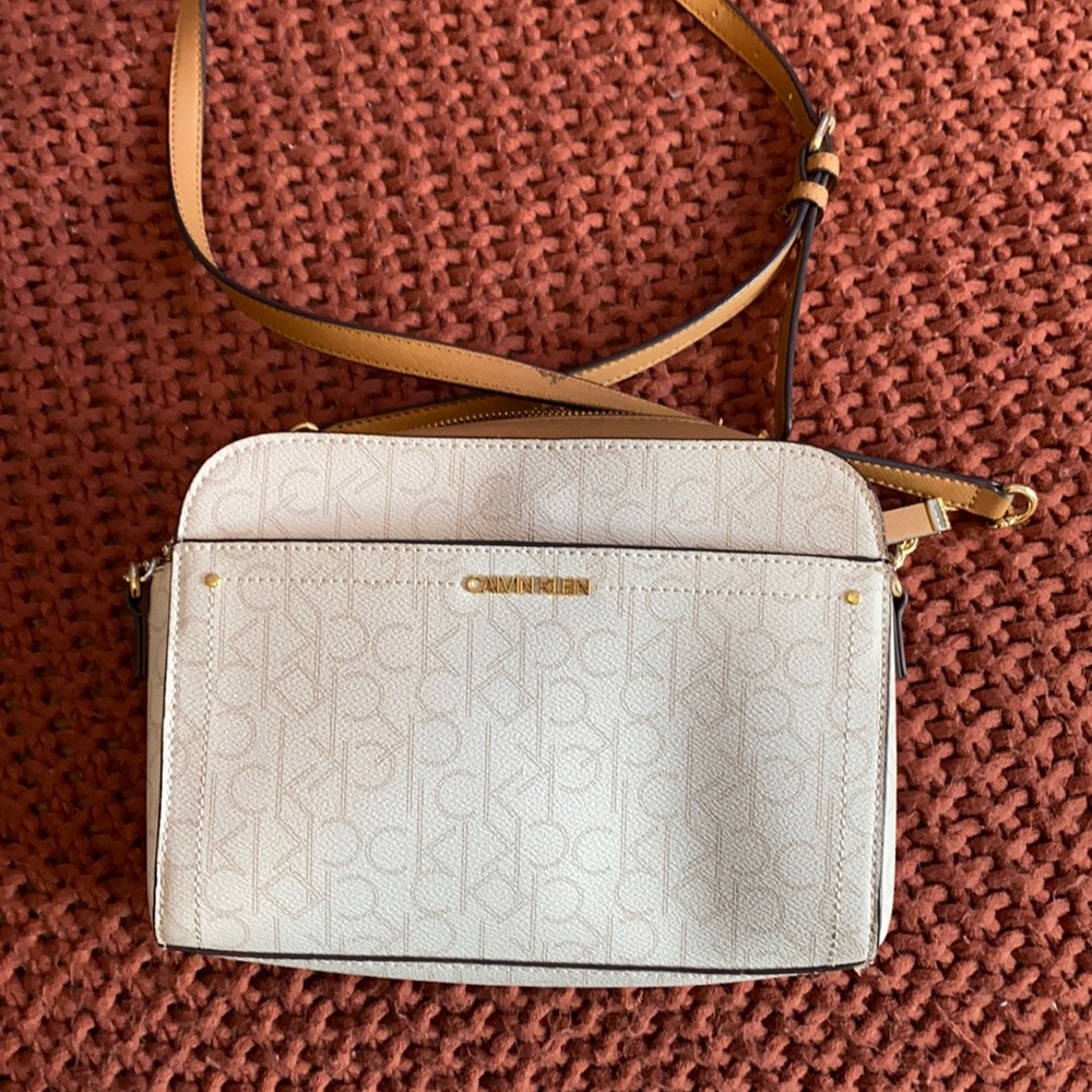 calvin kelvin crossbody purse